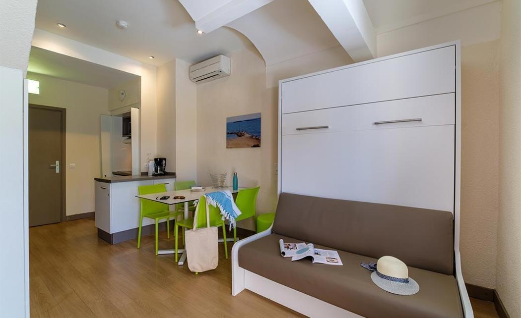 Belambra Clubs La Colle-Sur-Loup - Les Terrasses De Saint-Paul De Vence Hotel ภายนอก รูปภาพ