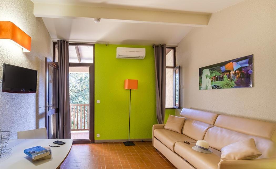 Belambra Clubs La Colle-Sur-Loup - Les Terrasses De Saint-Paul De Vence Hotel ภายนอก รูปภาพ