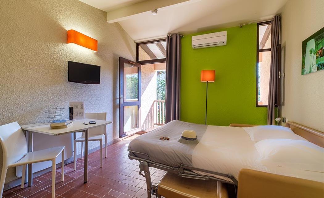 Belambra Clubs La Colle-Sur-Loup - Les Terrasses De Saint-Paul De Vence Hotel ภายนอก รูปภาพ